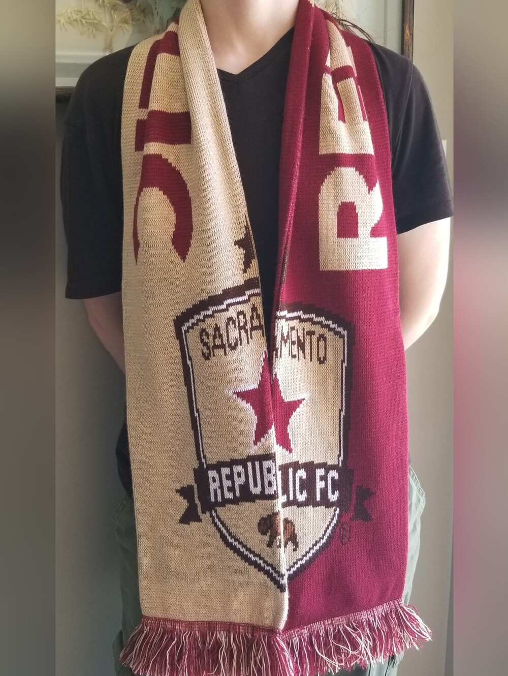 Supporter Scarf in Burgundy and Cream